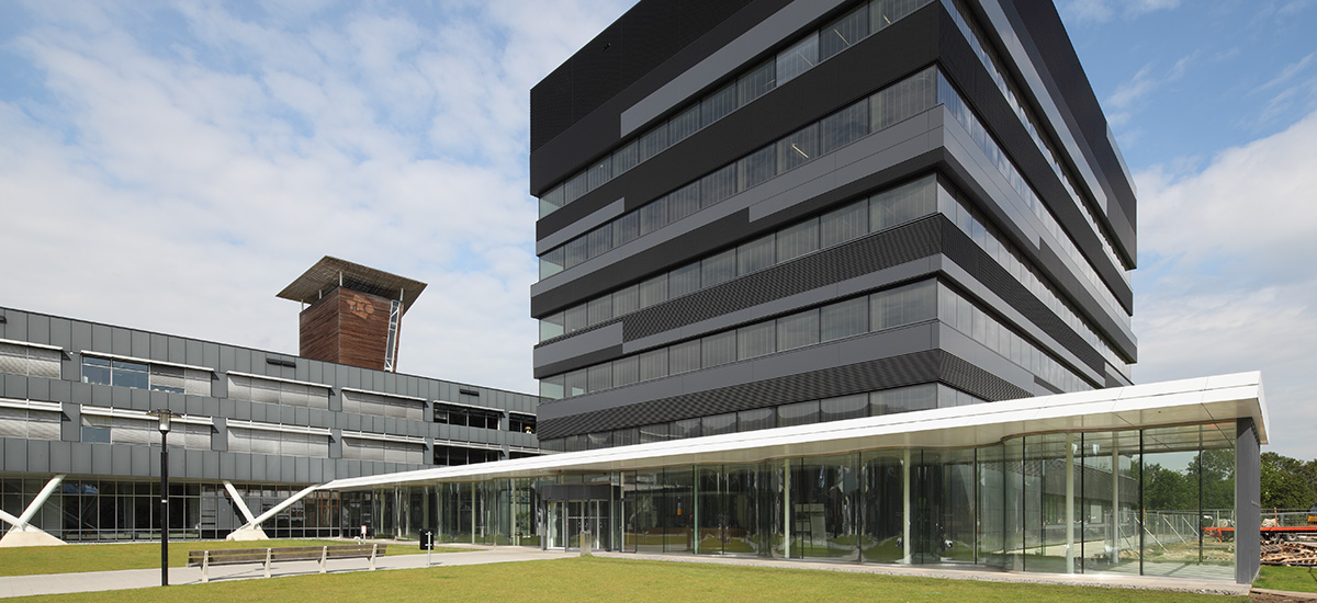 幕墻鋁蜂窩板工程